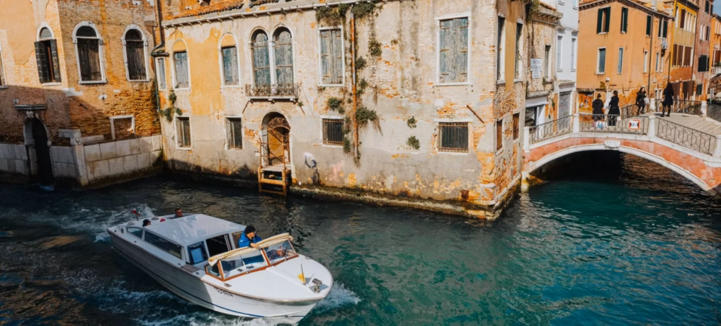 Veneto’ya Yolculuk: İtalyan Lezzetleri, Gizemli Şehirler ve Unutulmaz Anılar Veneto’ya Yolculuk: İtalyan Lezzetleri, Gizemli Şehirler ve Unutulmaz Anılar